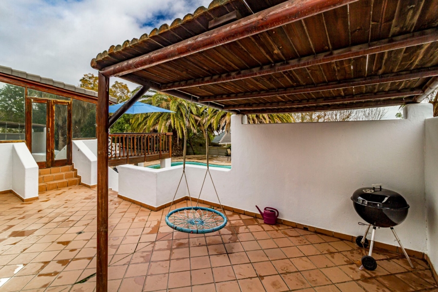 3 Bedroom Property for Sale in Die Wingerd Western Cape